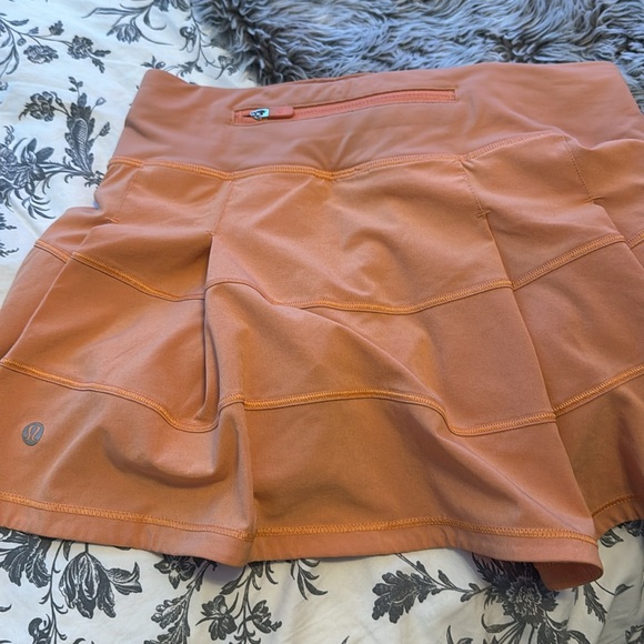 lululemon skort - Picture 3 of 3